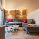 Pinzgau 2b Chalet